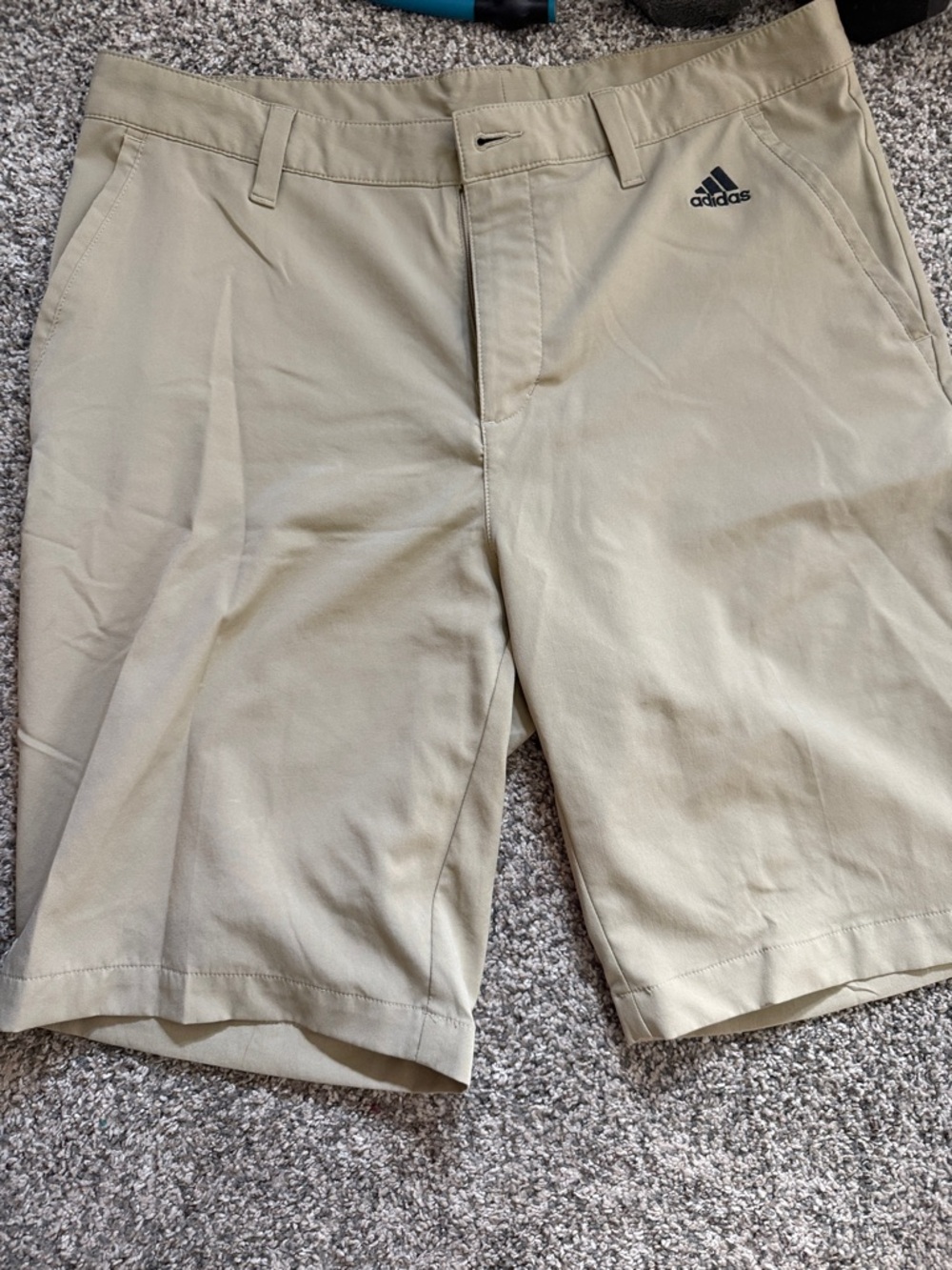 adidas Men’s Khaki Flat-Front Golf Shorts 32W